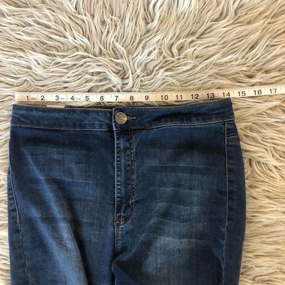 🔴 2 for $25 Almost famous women’s jeans high rise skinny size 11 - Picture 4 of 8